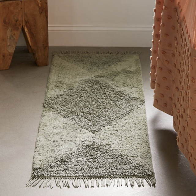 Looped Geo Runner Bath Mat