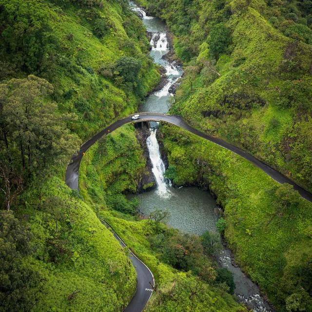 Road to Hana Tour