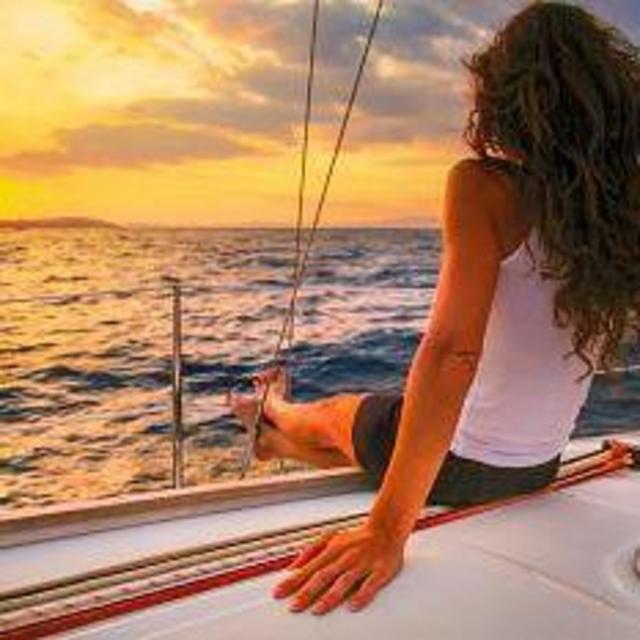 Sunset Sailing Tour