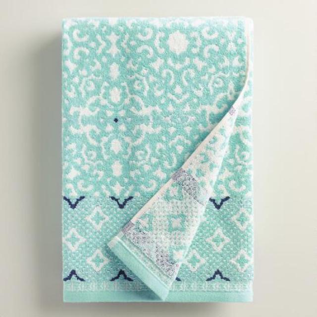 Aqua Mist Aurora Jacquard Bath Towel