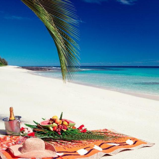 Private Beach Picnic Lunch