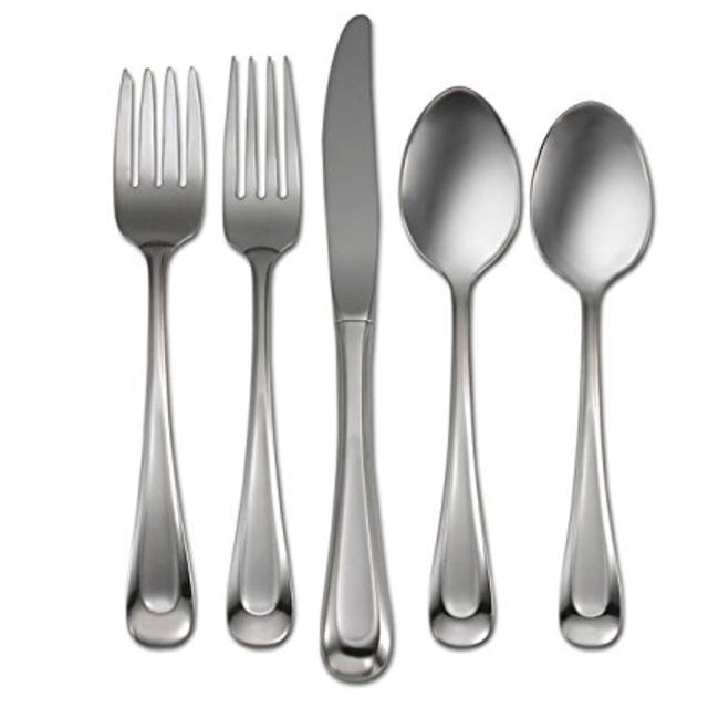 Oneida Satin Sand Dune 20-Piece Flatware Set