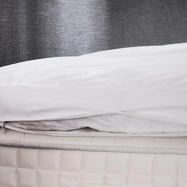 Featherbed Protector-Queen