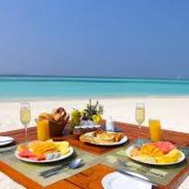 Breakfast on the Beach