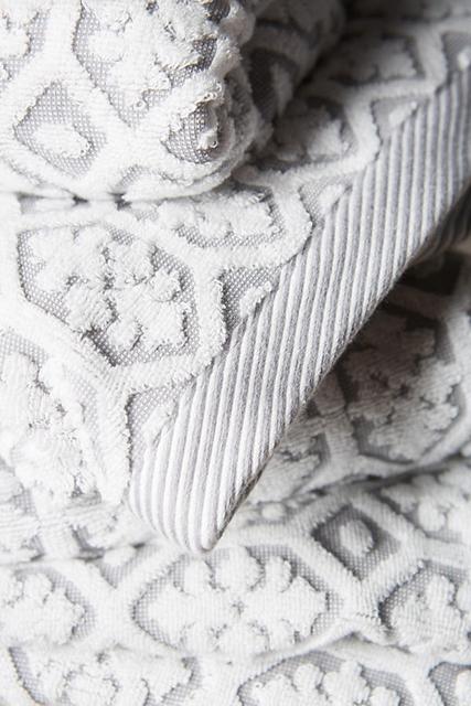 Tarren Towel Collection
