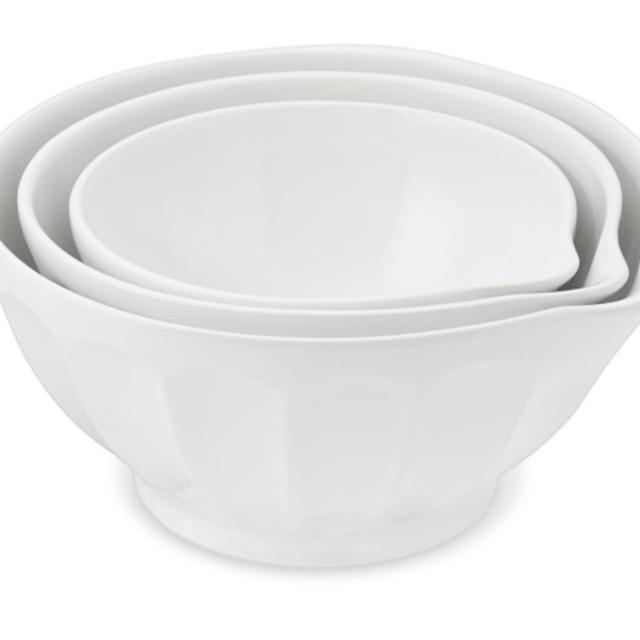 Latte Mixing Bowl with Spout, Set of 3