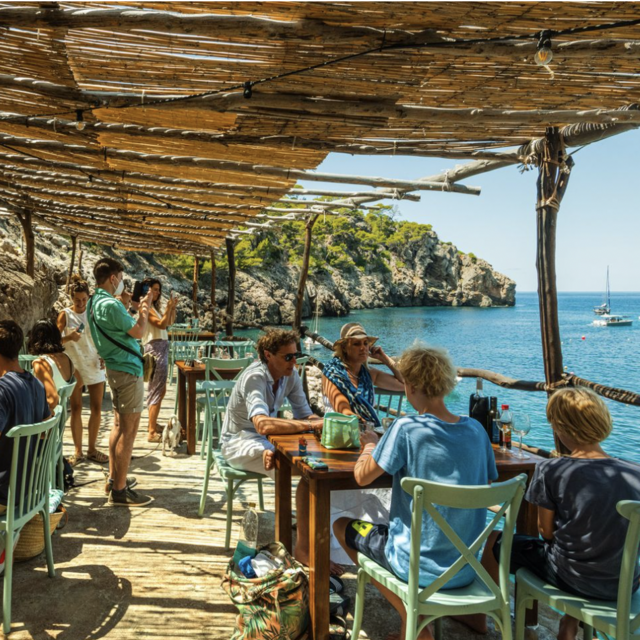 Honeymoon - Drinks & Tapas in Mallorca (Spain)