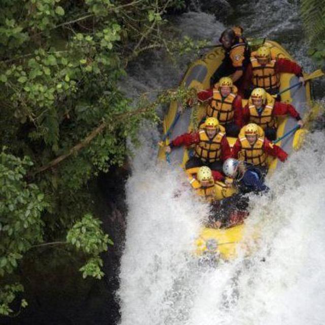 White Water Rafting the Kaituna River in Rotorua