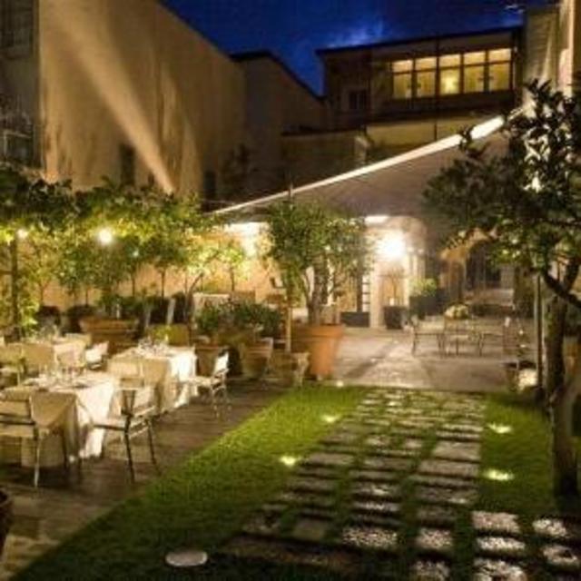One Night Accomodation in Pompeii