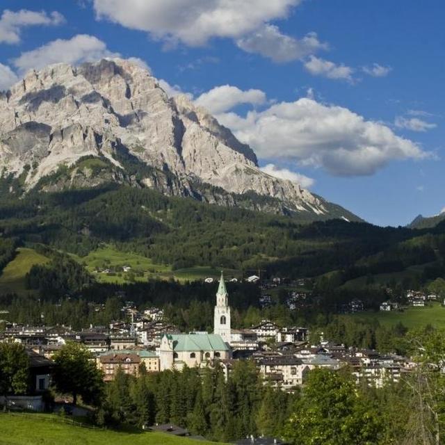 Two Nights Lodging in Cortina d'Ampezzo