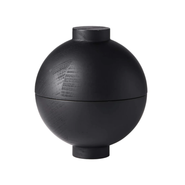 Sphere Storage by Kristina Dam