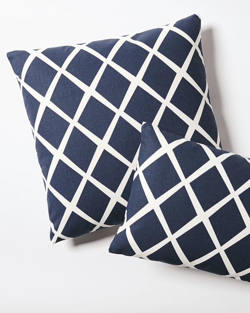 Diamond Pillow Covers | Navy -12x21