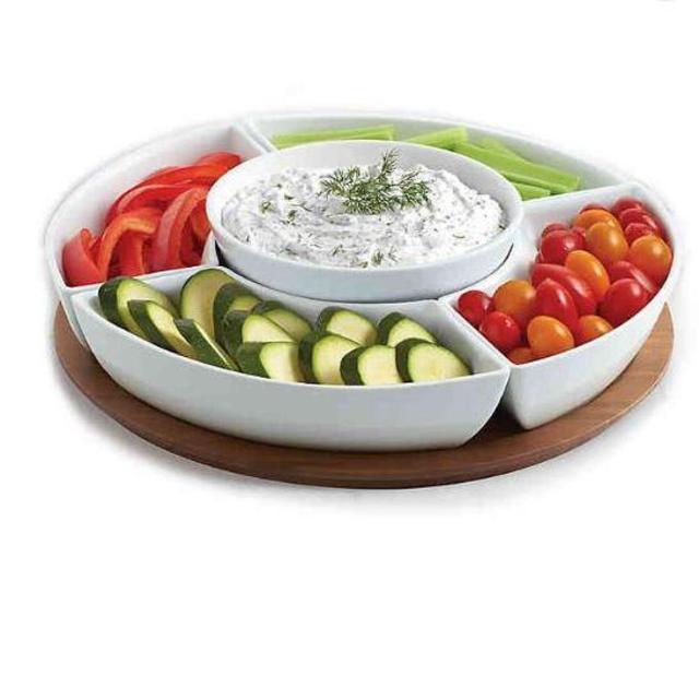 B. Smith® Multi-Purpose Server with Tray