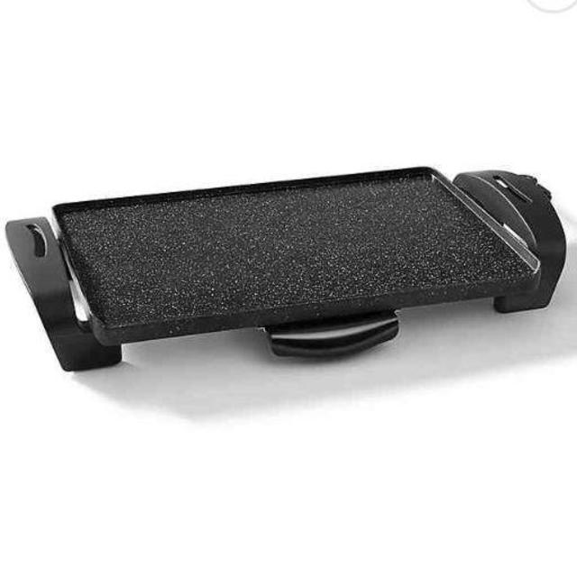 The ROCK by Starfrit 19-Inch x 13-Inch Electric Griddle in Black
