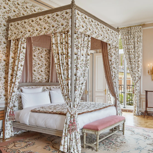 Honeymoon Hotel Airelles in Versailles