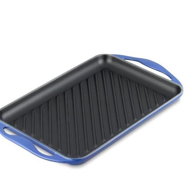 Le Creuset Cast-Iron Rectangular Skinny Grill | Lapis