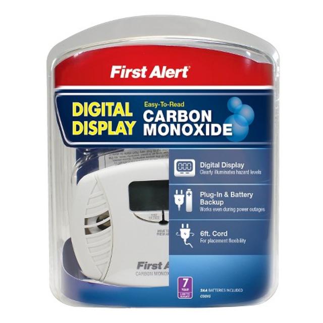 First Alert CODIG Dual Power Carbon Monoxide Plug-In Alarm with Battery Backup and Digital Display (Model product details page