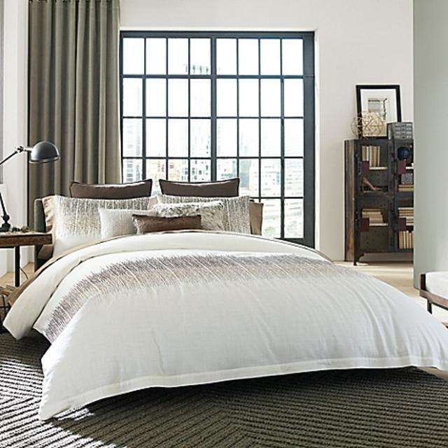 Kenneth Cole Reaction Home Etched Full/Queen Duvet Cover in Ivory