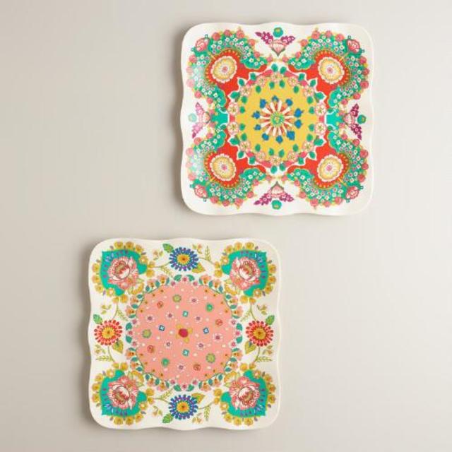 Scalloped Dinner Plates, Set of 2