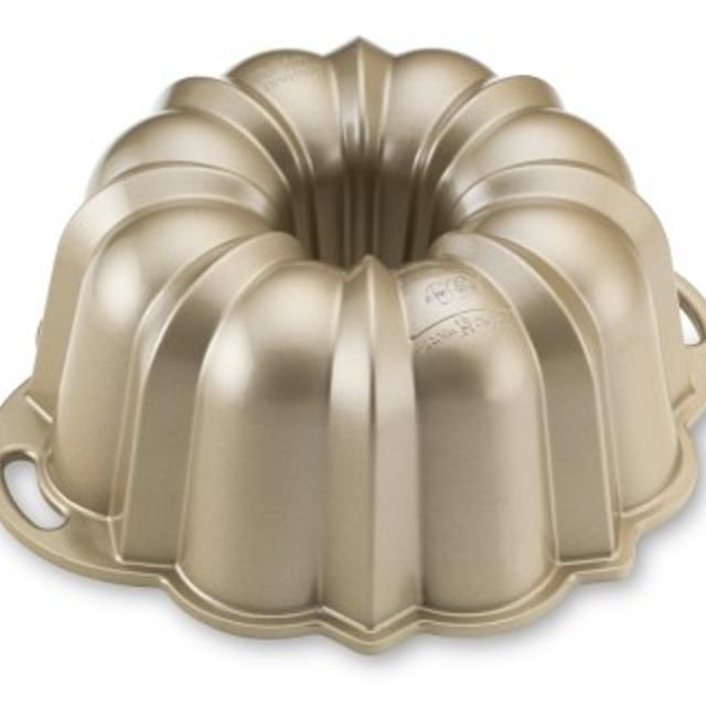 Nordic Ware Anniversary Bundt® Pan