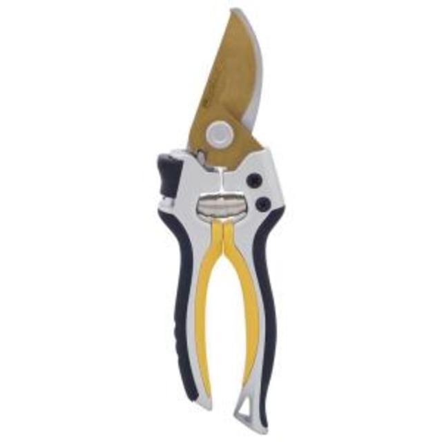 Titanium Bypass Pruner