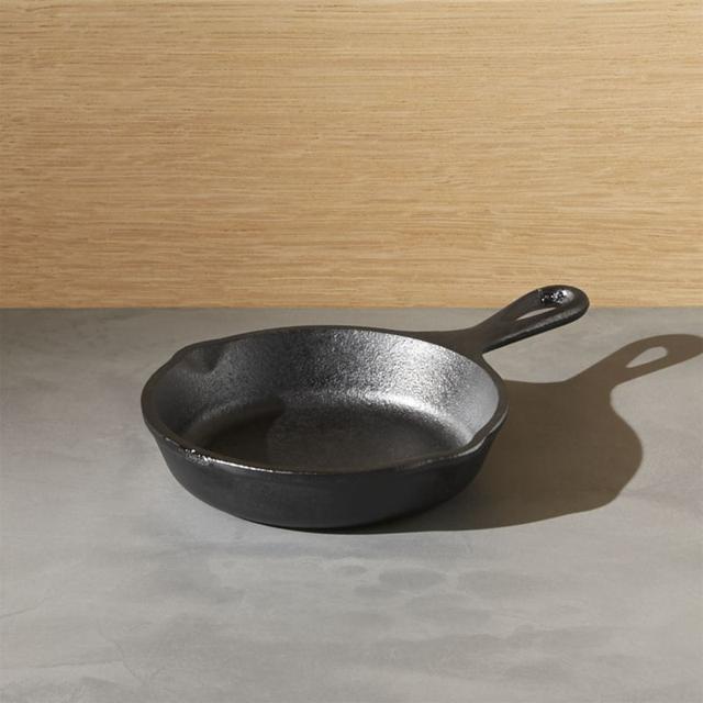 Lodge ® Cast-Iron 5" Mini Skillet