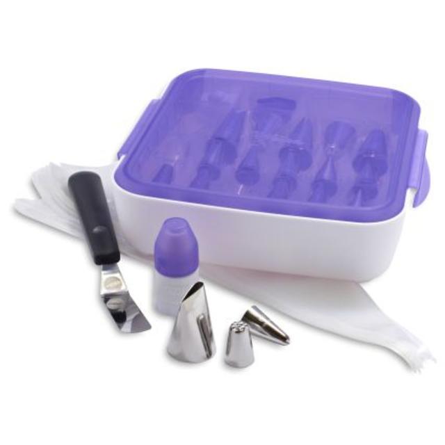 Wilton Deluxe Decorating Set, 46 pieces