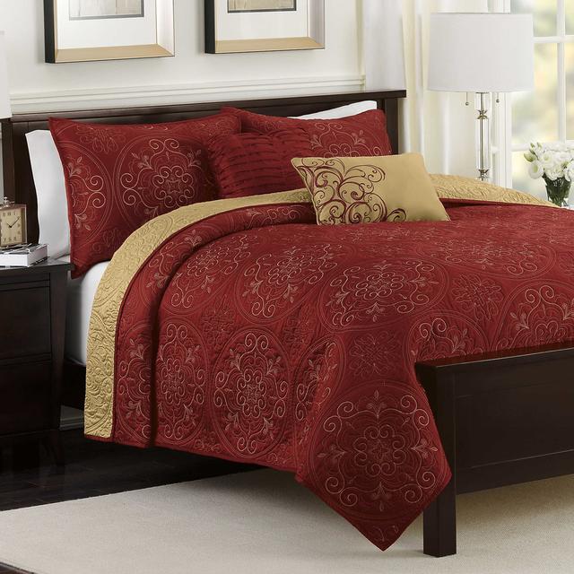Medallion 5-Piece Reversible Full/Queen Quilt Set in Claret