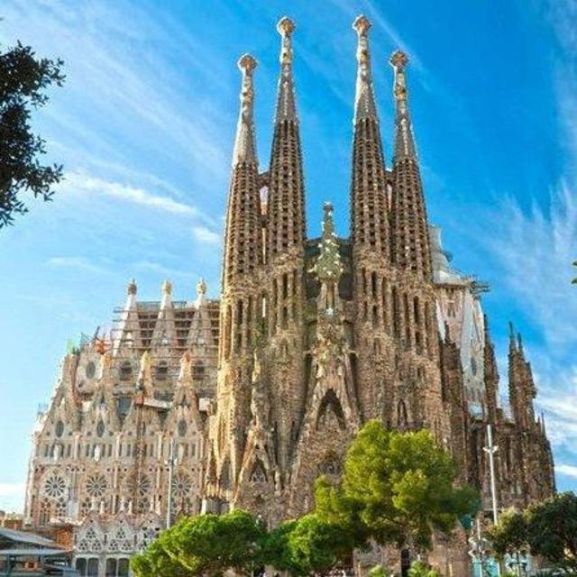 Sagrada Familia Guided Tour
