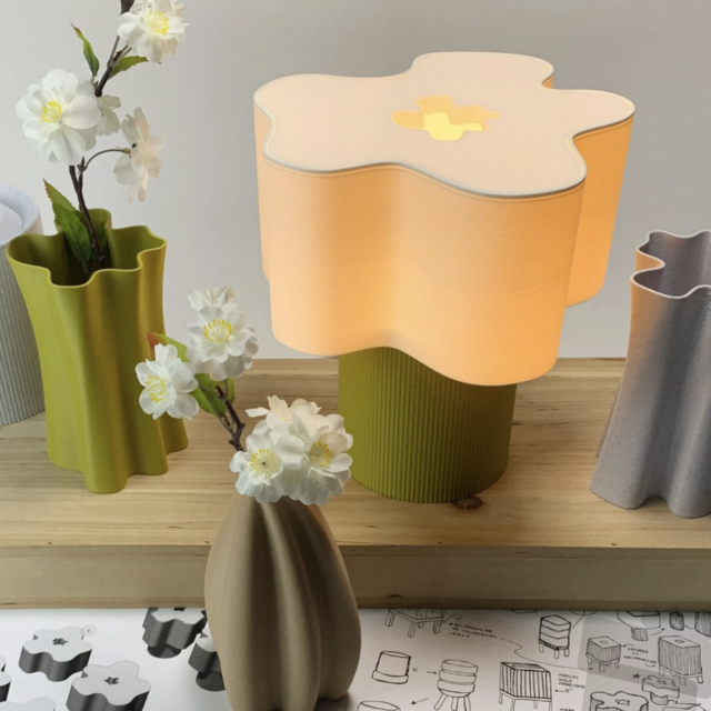 Squiggle Lamp by Honey & Ivy