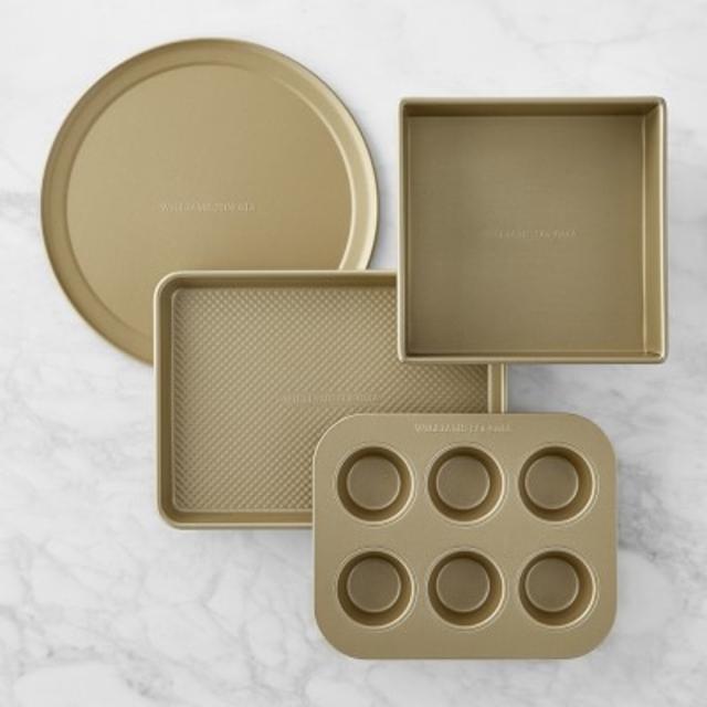 Williams Sonoma Goldtouch® Nonstick 4-Piece Toaster Oven Set