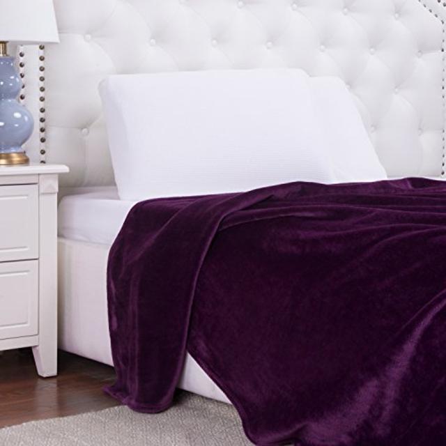 Flannel Throw Blankets, Bed Blanket by Bedsure-100% Plush Microfiber(Warm/Cozy/Fluffy), Lightweight and Easy Care, Couch Blanket, Twin Full/Queen King(108"x90" Purple)