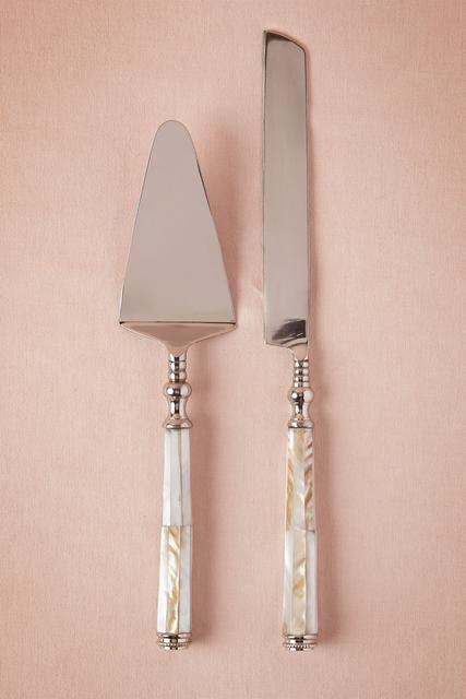 Pearled Serving Set