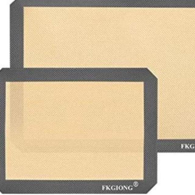 Silicone Baking Mats - Nonstick Large Baking Mat Set of 3-2 Half Sheets Mats (11 5/8" x 16 1/2") + 1 Quarter Sheets - Extra Thick Reusable Bakeware Mats for Cookies, Pastry, Bread, Bun, Fondant