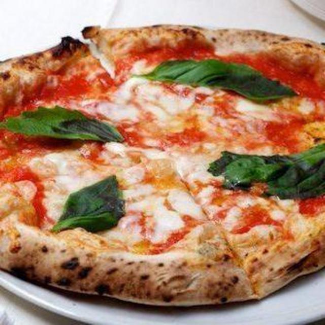 Pizza at Pepe in Grani in Caiazzo