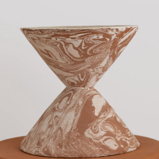 Tina Vaia | Planter in Volcan Terracotta and Leche Marmol