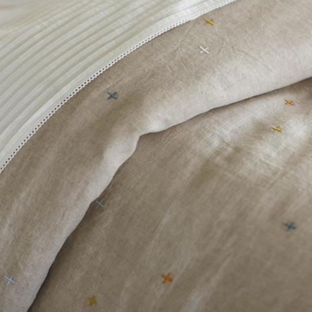 Scattered Embroidered Linen Duvet Cover, Queen
