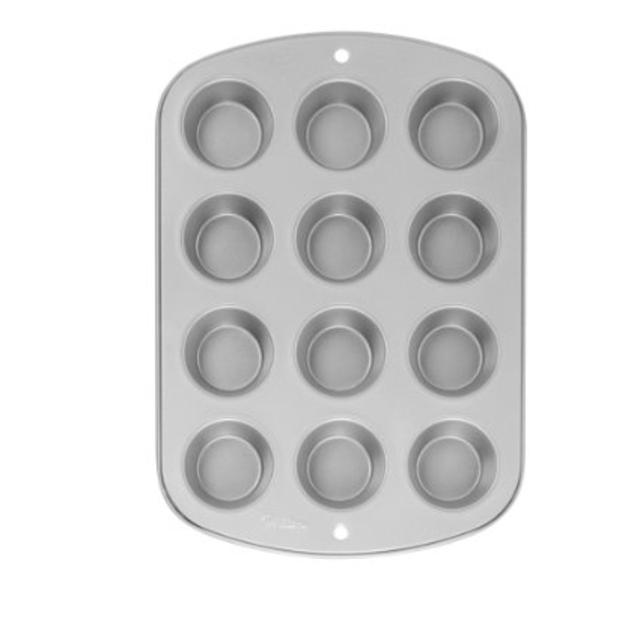 Wilton Recipe Right Nonstick 12-Cup Regular Muffin Pan