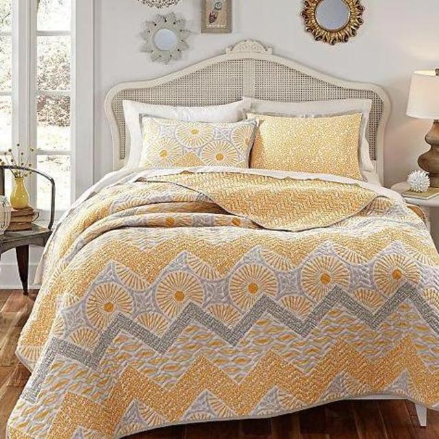 Kate Spain Sunnyside Reversible Quilt Set