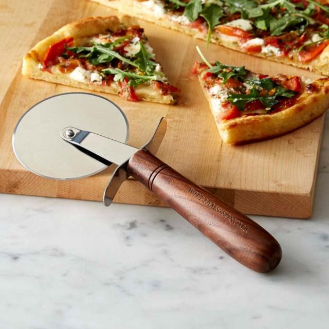 Williams-Sonoma Pizza Wheel with Walnut Handle
