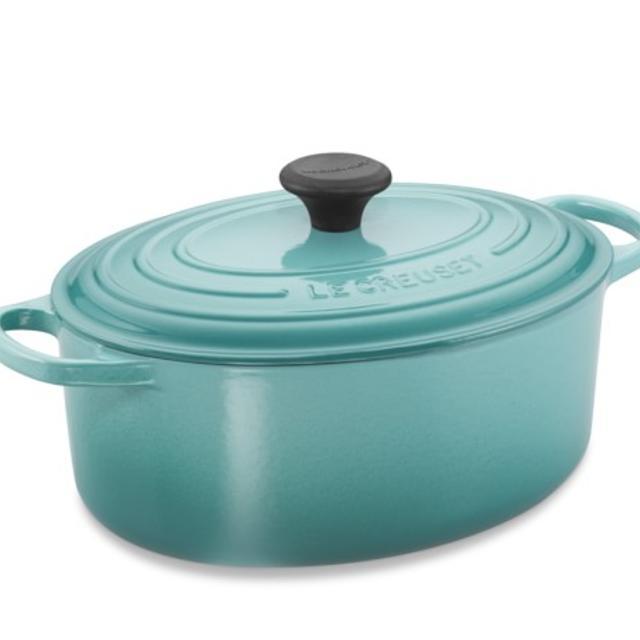 Le Creuset Signature Cast-Iron Oval Dutch Oven, 5-Qt., Caribbean