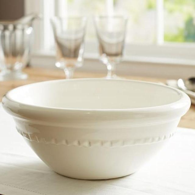 Napoli Handcrafted Ceramic Medium Serve Bowl, White