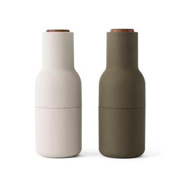 Menu Bottle Grinders (Set of 2) Hunting Green and Beige / Walnut