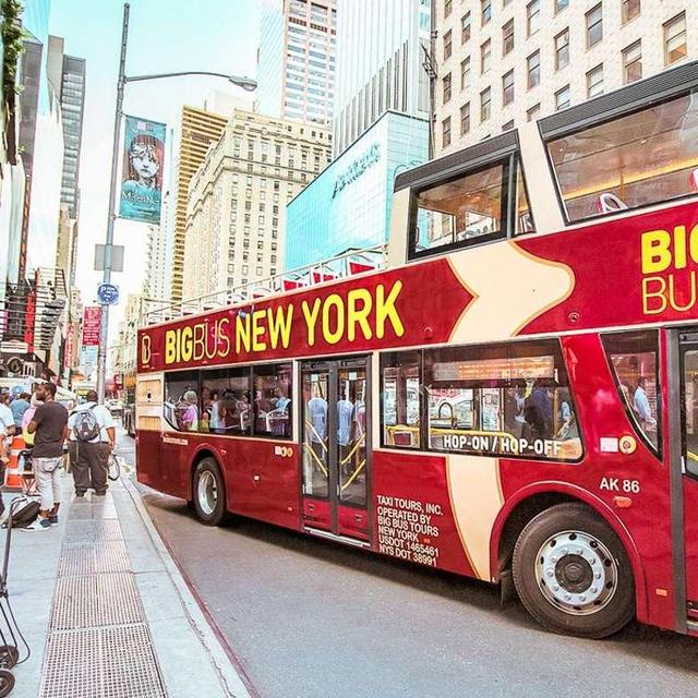 Hop-on Hop-off Tour