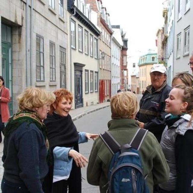 HONEYMOON City Walking Tour