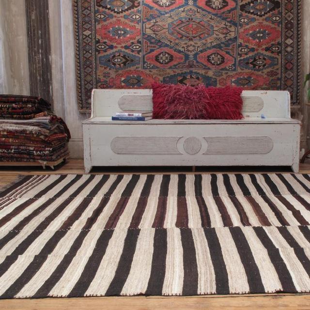 Northern Iranian, mid-20th century Kilim carpet