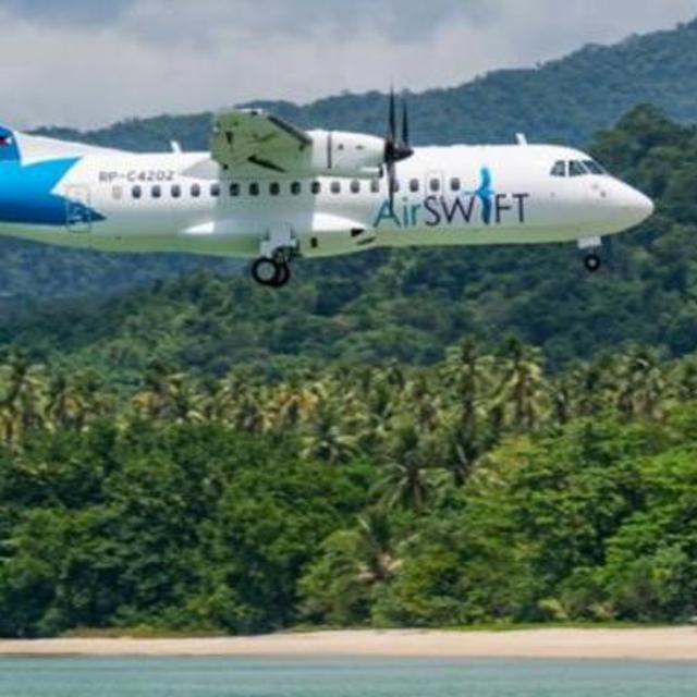 Flight from Manila to El Nido