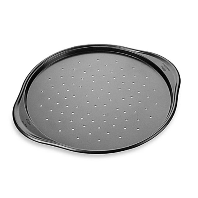 Wilton® Advance® 14-Inch Pizza Crisper Pan