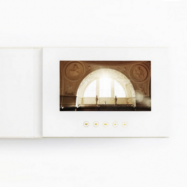 Video Book by The Motion Books