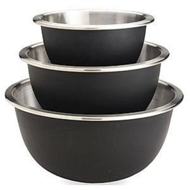 OXO® Nonskid Mixing Bowl, 3 quarts